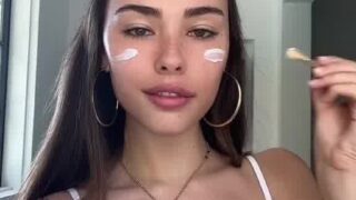 Madison Beer So Hot Body in Sexy