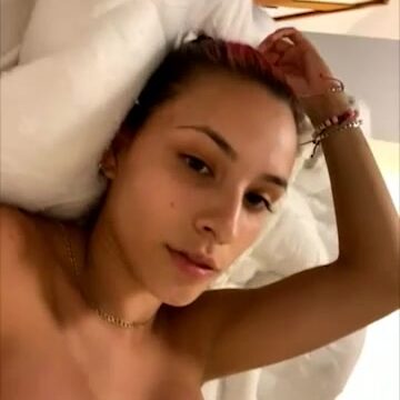 Lavaxgrll onlyfans leak – Nude stream on bed