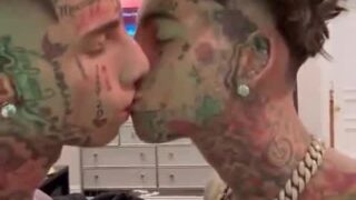 island boy Onlyfans Leak – Gay kiss