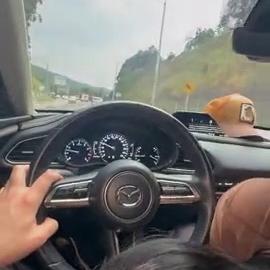 Colombian Slut Brenda Castro Giving Blowjob to Uber Driver in Car