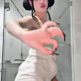 Anna Feschenko – Sexy Dancing in Towel