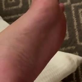 Mia Khalifa Recording Sexy Naked Body in Mirror