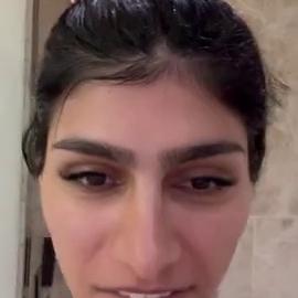 Mia Khalifa – Nude Hotel Shower