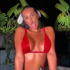 Beautiful Alejandra Qintero Riding Dildo In The Pool